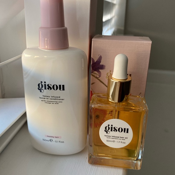 Captivating Gisou Hair Set View in HD Captivating Gisou Hair Set View in HD